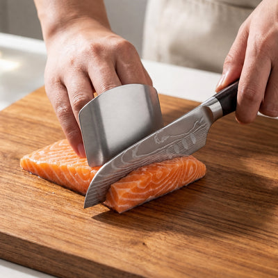 Protège doigts pour découper de saumon