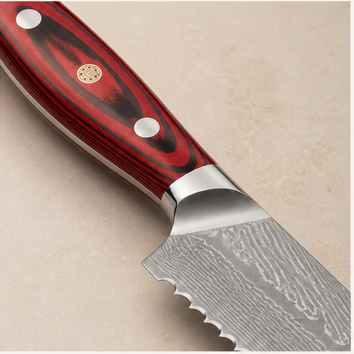 Couteau à pain 20 cm — Grenat